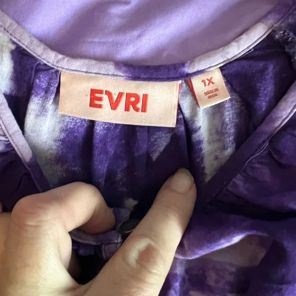 Evri pullover size 1X - Picture 2 of 2